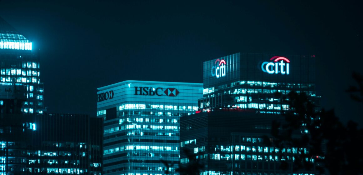 miquel-parera-41J9-JTIP-c-unsplash What Do You Need to Open a Business Bank Account in US?