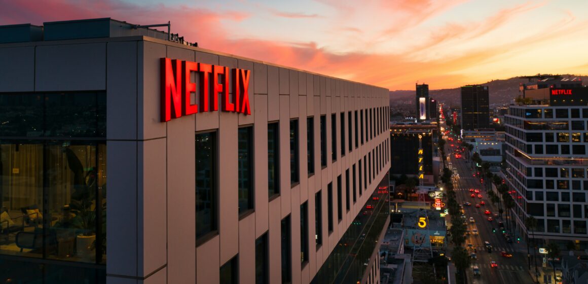 How Much Data Does Netflix Use? Tips to Watch Streams Smartly and Save Data