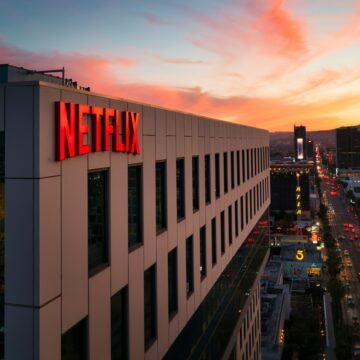 How Much Data Does Netflix Use? Tips to Watch Streams Smartly and Save Data